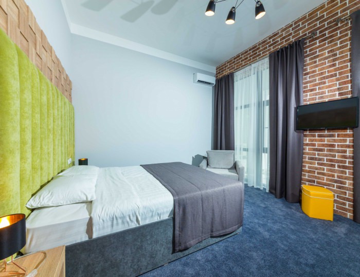 Triple SV - Отель Beton Brut / Бетон Брют