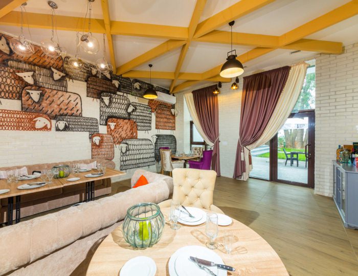 Грузинский ресторан &quot;Сам пришел&quot; - Отель Beton Brut / Бетон Брют