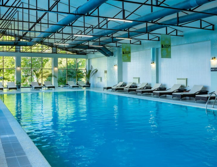 Крытый бассейн - Отель Beton Brut / Бетон Брют